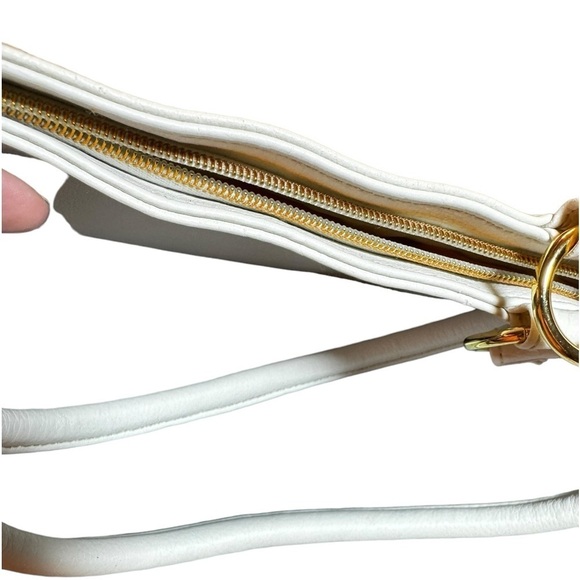 Estee Lauder Faux Leather Tote Bag - Picture 5 of 6